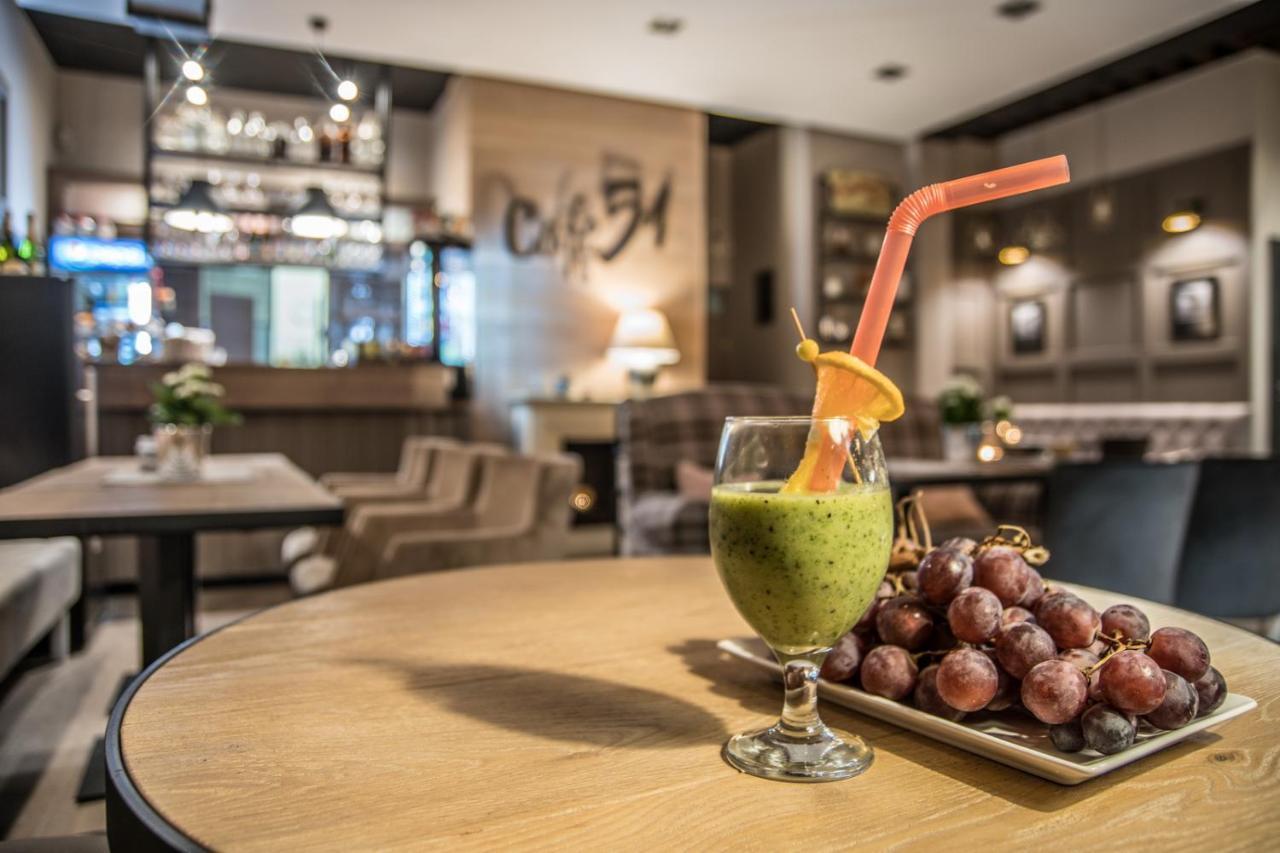 Hotelik 51 Pasłęk Exteriör bild