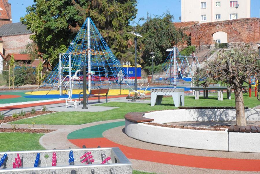 Hotelik 51 Pasłęk Exteriör bild