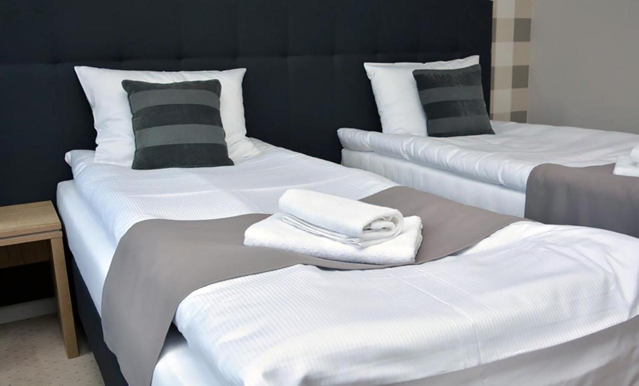 Hotelik 51 Pasłęk Exteriör bild