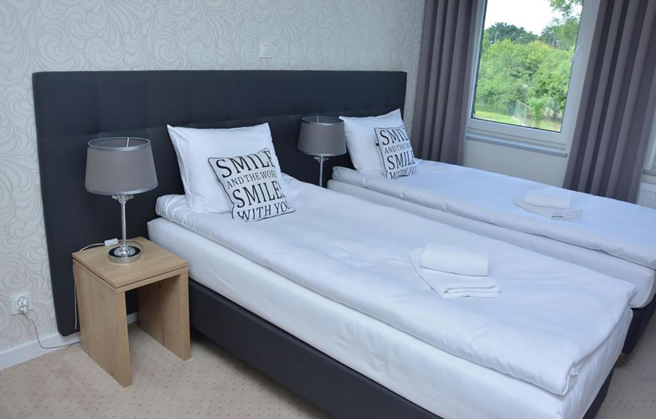 Hotelik 51 Pasłęk Exteriör bild